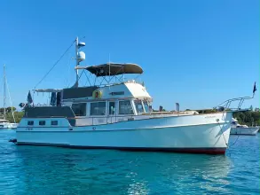 Grand Banks 42