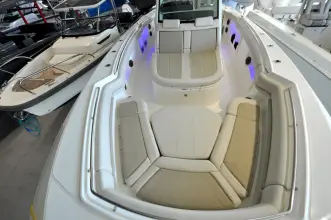 Thumbnail von Boston Whaler 380 Outrage BOSTON WHALER