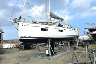Thumbnail von Beneteau Oceanis 38.1 BLUE FOX