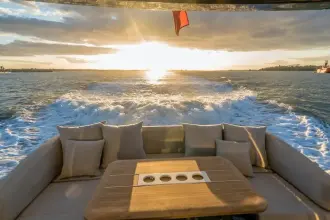 Thumbnail von Fairline Squadron 68