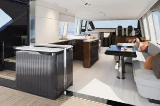 Thumbnail von Fairline Squadron 68