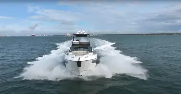 Thumbnail von Fairline Squadron 58