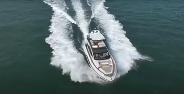 Thumbnail von Fairline Squadron 58