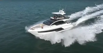 Thumbnail von Fairline Squadron 58