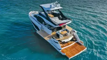 Thumbnail von Fairline Squadron 58
