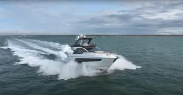 Thumbnail von Fairline Squadron 58