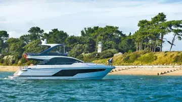 Thumbnail von Fairline Squadron 58