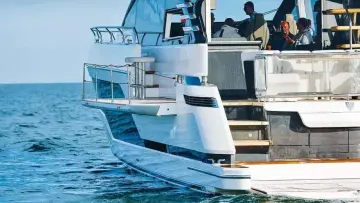 Thumbnail von Fairline Squadron 58