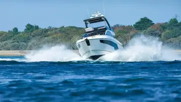 Thumbnail von Fairline Squadron 58