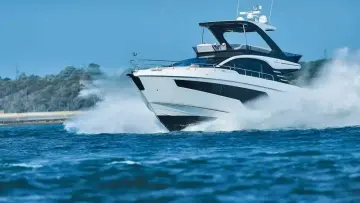 Thumbnail von Fairline Squadron 58