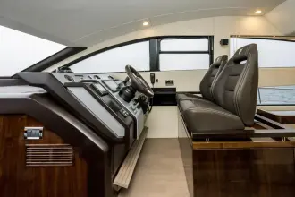 Thumbnail von Fairline Squadron 50