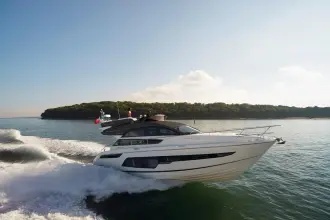 Thumbnail von Fairline Squadron 50