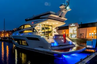 Thumbnail von Fairline Squadron 50