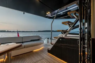 Thumbnail von Fairline Phantom 65