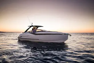 Thumbnail von Fairline F Line 33 Outboard