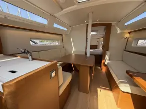 Thumbnail von Jeanneau Sun Odyssey 380