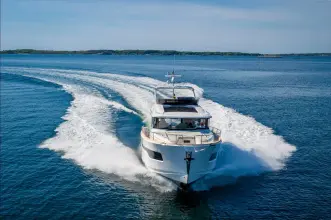 Thumbnail von Nimbus 495 Flybridge