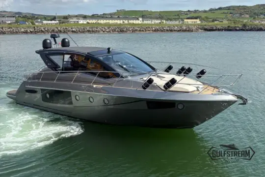 Cranchi M44 HT