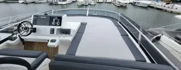 Thumbnail von Galeon 550 FLY