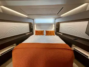 Thumbnail von Sealine C390 Ready for the season