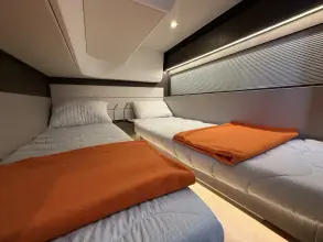 Thumbnail von Sealine C390 Ready for the season