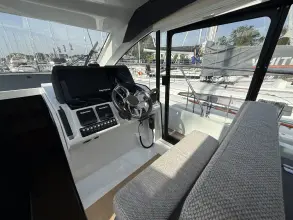 Thumbnail von Sealine C390 Ready for the season