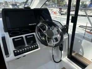Thumbnail von Sealine C390 Ready for the season