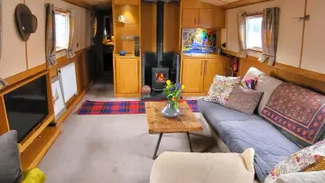 Collingwood Eurocruiser Lutra