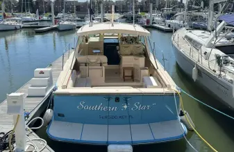 Thumbnail von Island Packet 360 Hardtop Express Cruiser Southern Star III