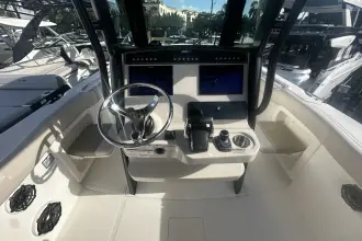 Thumbnail von Boston Whaler 280 Outrage
