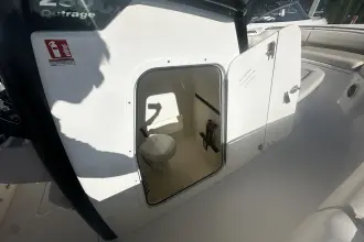 Thumbnail von Boston Whaler 280 Outrage