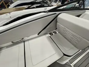 Thumbnail von Sea Ray SPX 210 Outboard