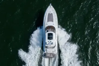 Thumbnail von Cruisers Yachts 5370 Express