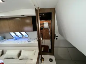 Thumbnail von Cruisers Yachts 380 Express