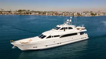 Horizon Custom 98 Tri-Deck REVERIE
