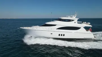 Thumbnail von Hatteras 80 Enclosed Bridge Skylounge