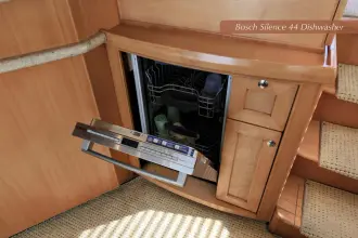 Thumbnail von Mckinna 57 Pilothouse Decompress