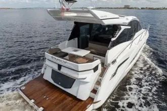 Thumbnail von Galeon 425 HTS