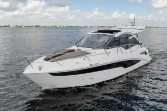 Thumbnail von Galeon 425 HTS