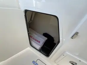 Thumbnail von Boston Whaler 270 Vantage