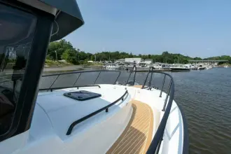 Thumbnail von Botnia Targa 32 $800k - $900k Stock 8