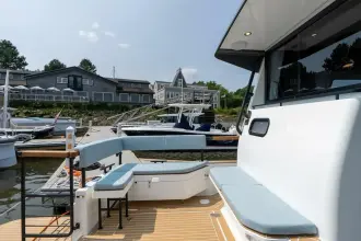 Thumbnail von Botnia Targa 32 $800k - $900k Stock 8
