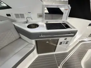Thumbnail von Sea Ray 320 Sundancer