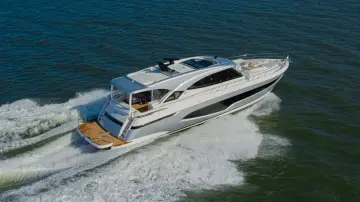 Riviera 6800 Sport Yacht