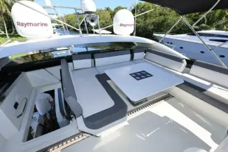 Thumbnail von Galeon 650 SKY