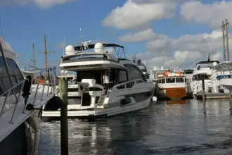 Thumbnail von Galeon 650 SKY