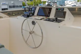 Thumbnail von Trinity Yachts Raised Pilothouse