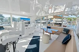 Thumbnail von Hatteras 64 Motor Yacht