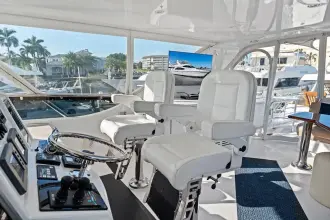 Thumbnail von Hatteras 64 Motor Yacht