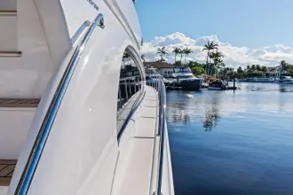 Thumbnail von Hatteras 64 Motor Yacht